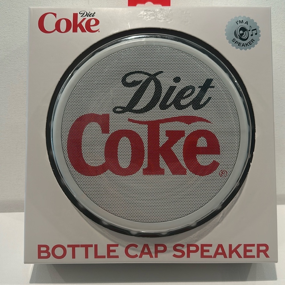NIB Diet Coke Bottle Cap Bluetooth Speaker with LED lights.